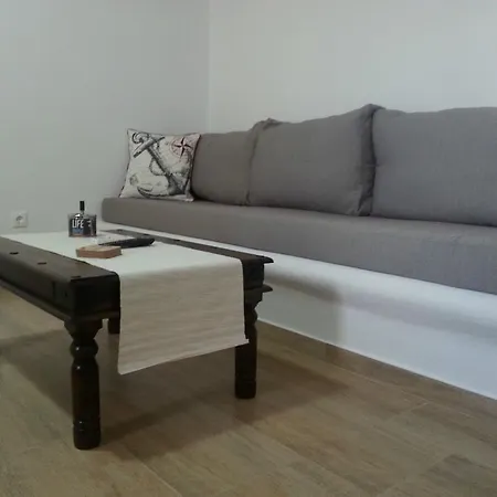 Chill Out * Mykonos Town