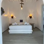 Chill Out Mykonos Town